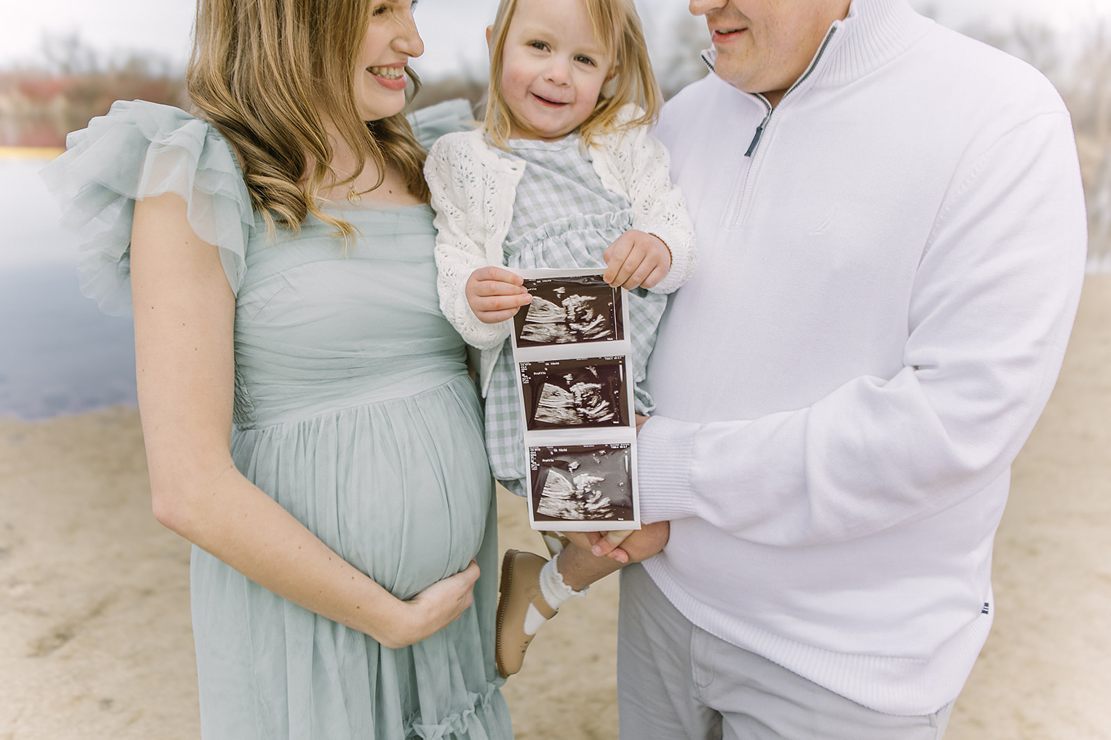 Maternity session at Eagle Island with soft sunrise lighting – Meridian, ID